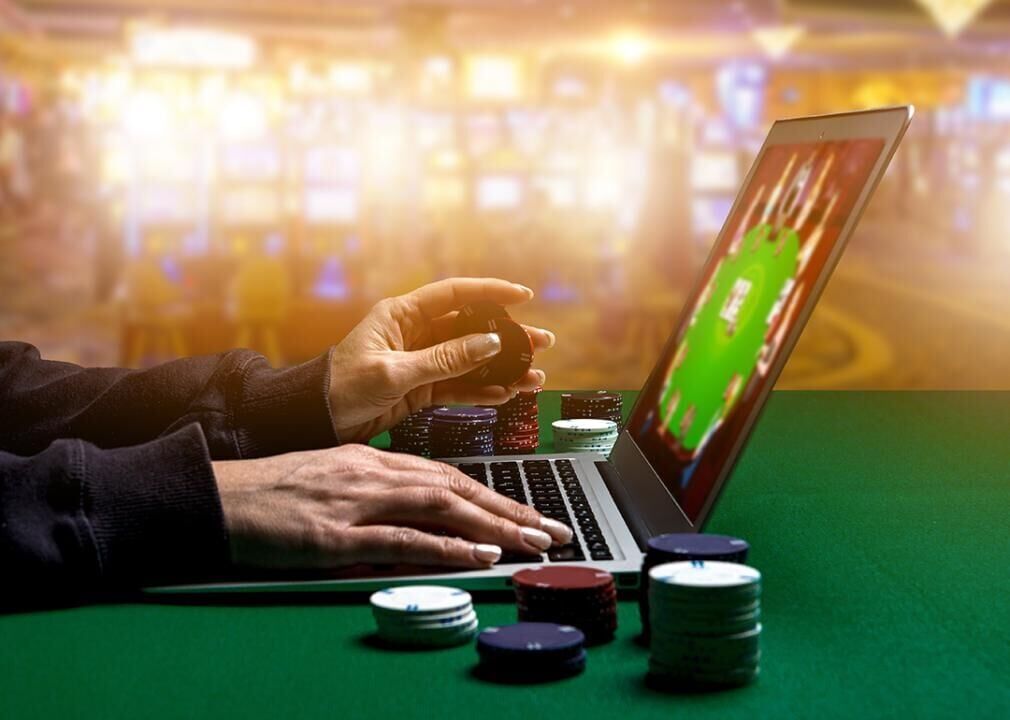 8 popular online casino card games